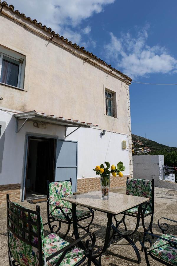 Duka'S House Otel Lukovë Dış mekan fotoğraf